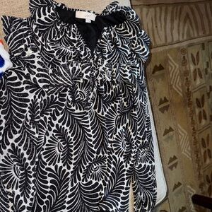 LOFT Monochrome Floral Blouse